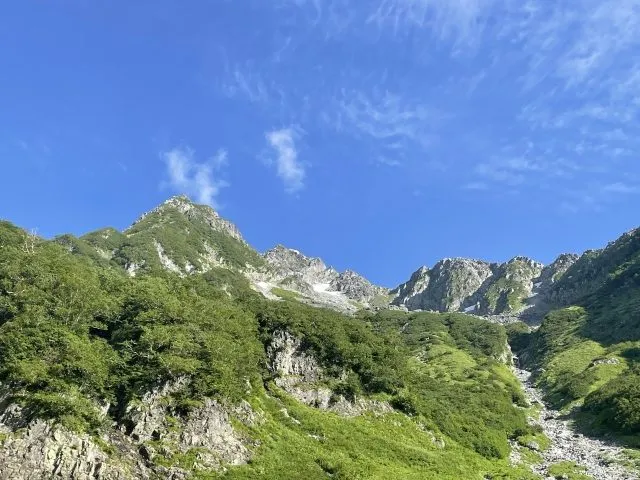 夏季休業のお知らせ（2024年度）